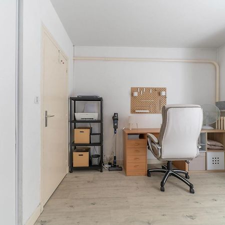 Le Dejoux - Appartement Avec Terrasse En Centre Ville Віші Екстер'єр фото