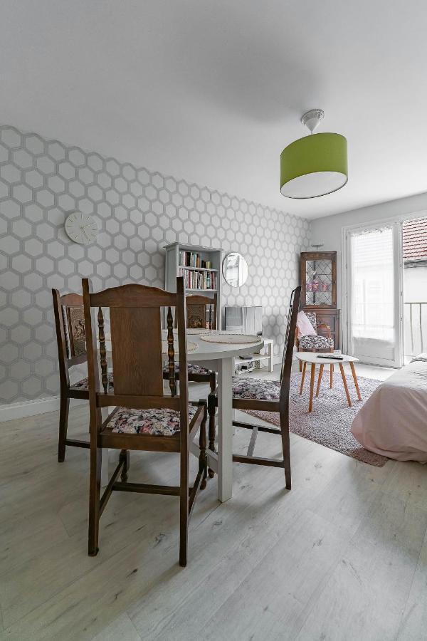 Le Dejoux - Appartement Avec Terrasse En Centre Ville Віші Екстер'єр фото