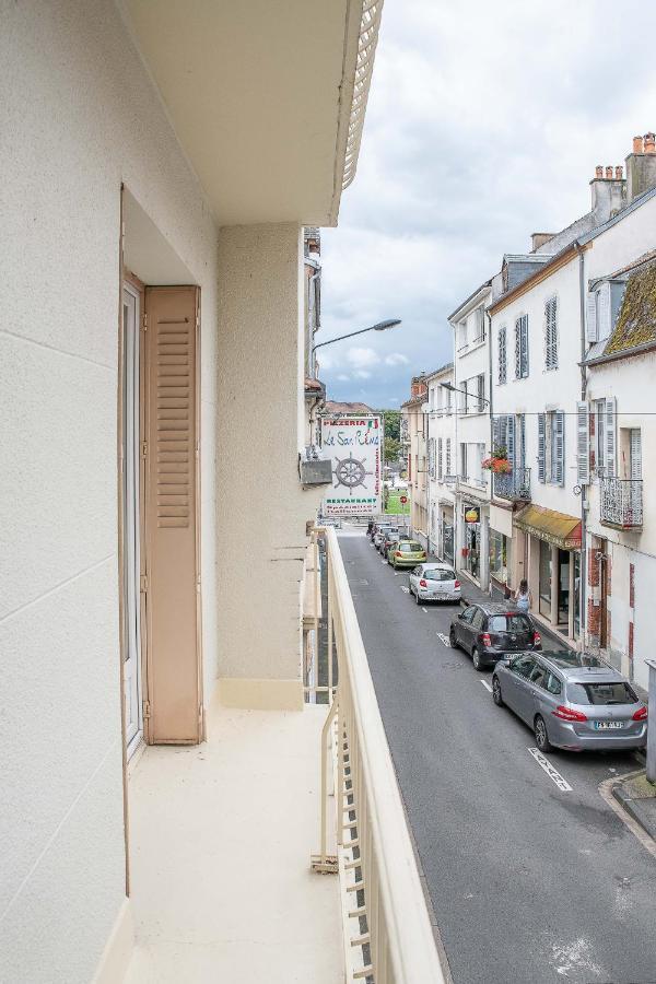 Le Dejoux - Appartement Avec Terrasse En Centre Ville Віші Екстер'єр фото