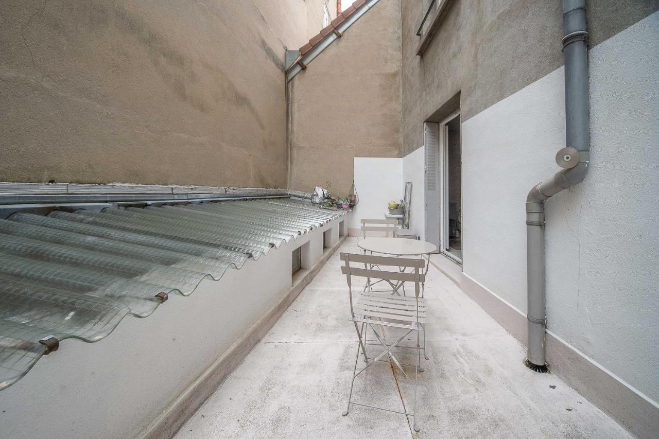 Le Dejoux - Appartement Avec Terrasse En Centre Ville Віші Екстер'єр фото